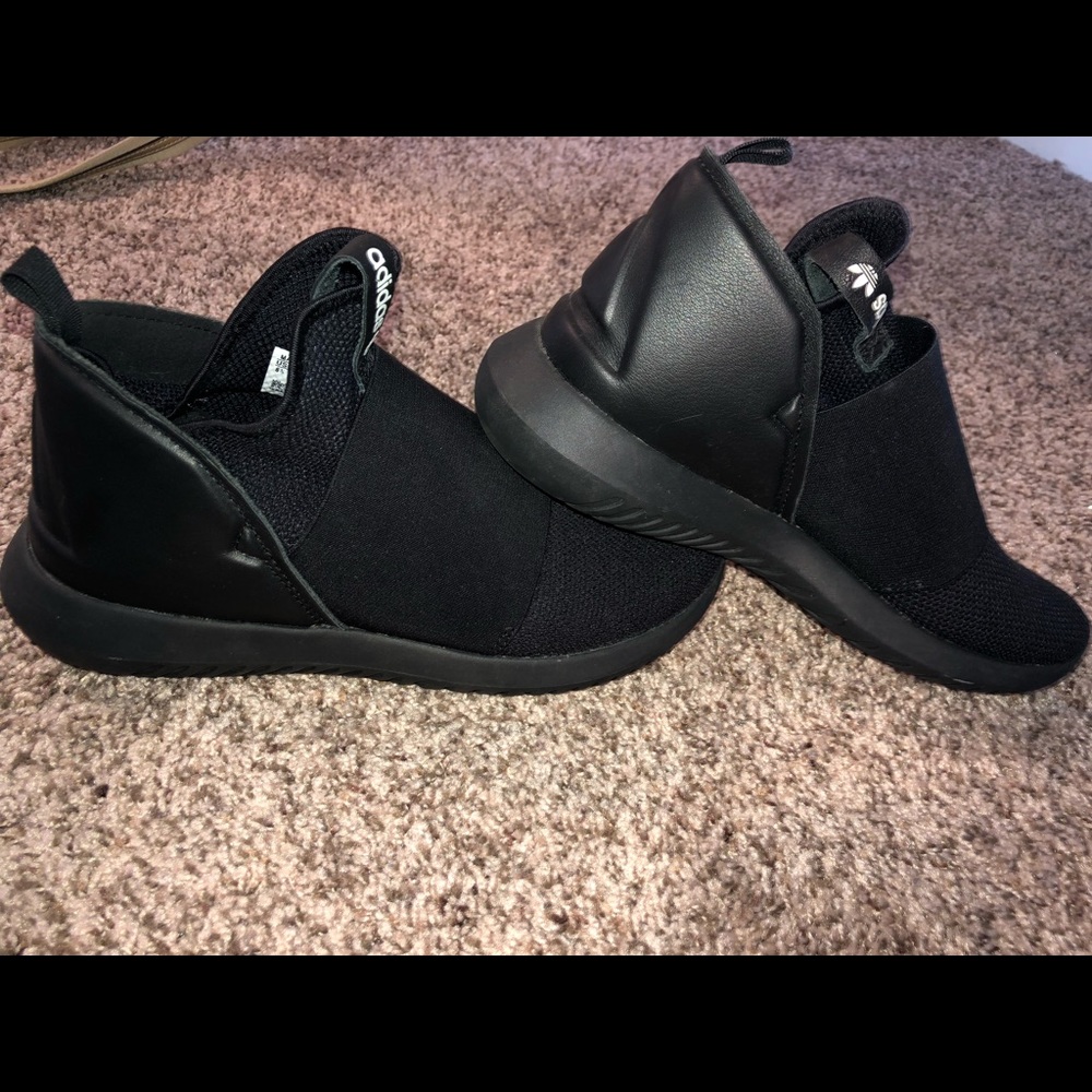 Women’s size 6.5 Adidas shoes
